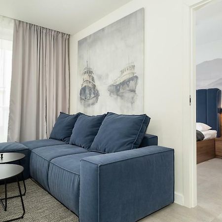Apartament Klifowa Z Widokiem Na Morze I Basenem Rewal Exterior foto