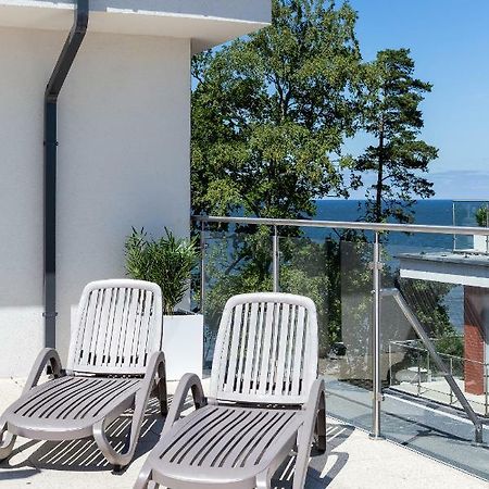 Apartament Klifowa Z Widokiem Na Morze I Basenem Rewal Exterior foto