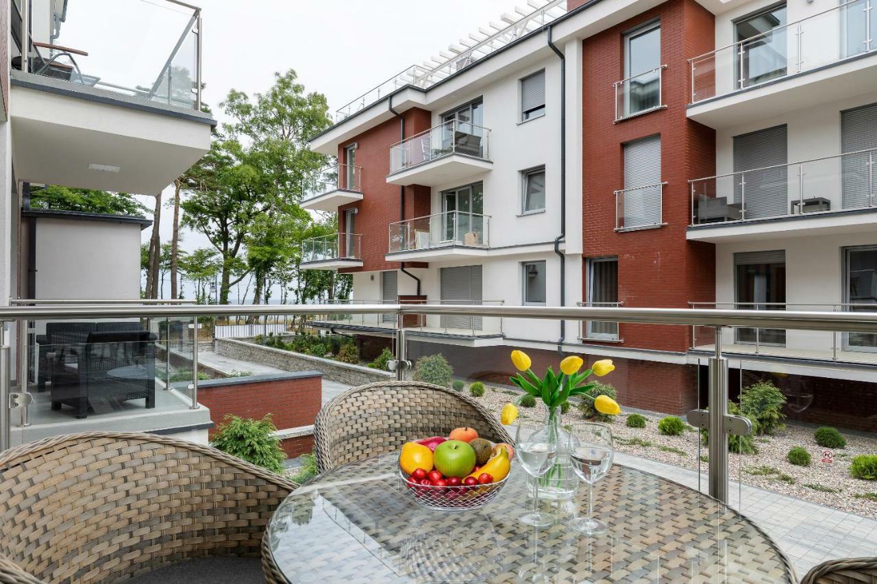 Ferienwohnung Apartament Klifowa Z Widokiem Na Morze I Basenem Rewal Exterior foto