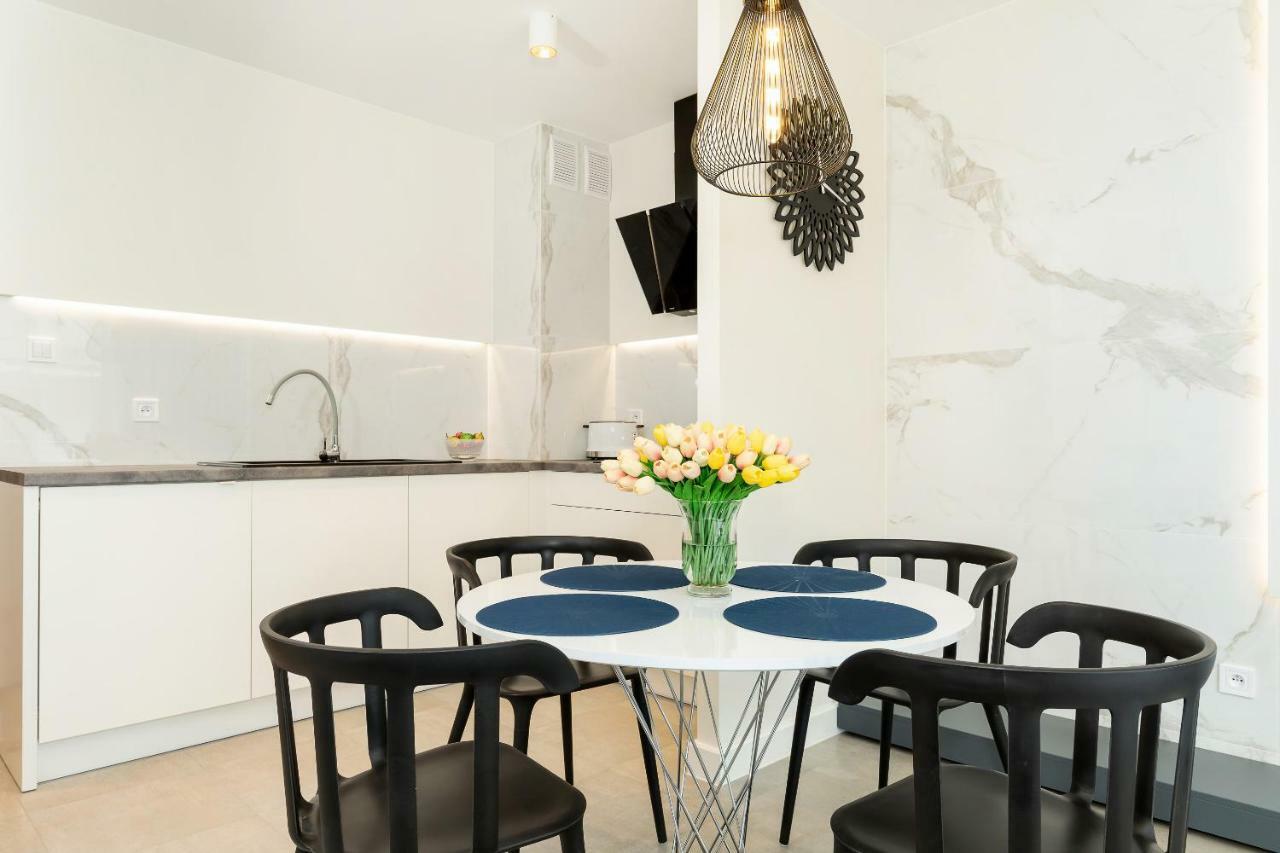 Apartament Klifowa Z Widokiem Na Morze I Basenem Rewal Exterior foto